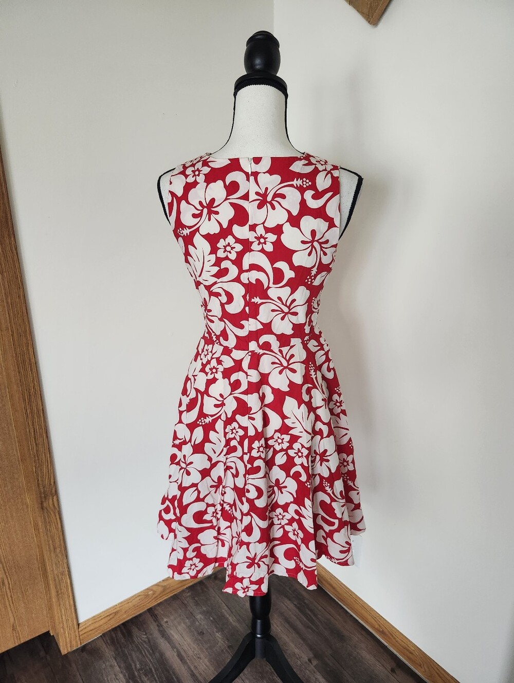 Hawaii Hangover Red Tropical Floral Fit and Flare Sun Dress - Picture 4 of 5